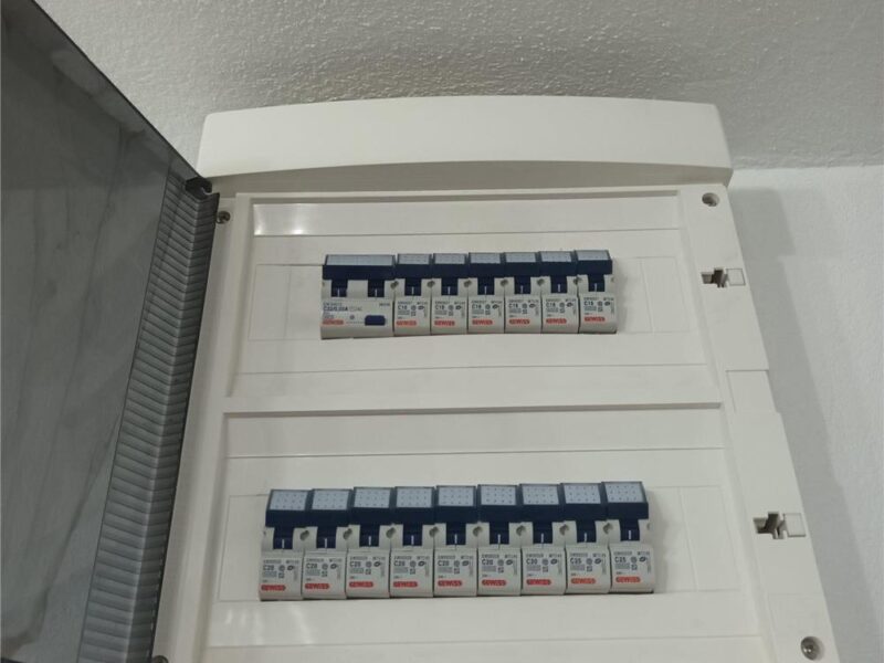 Electrician autorizat